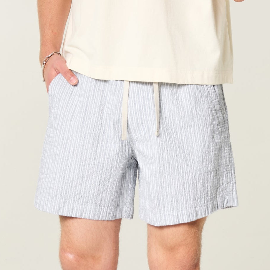 Men's relaxed fit shorts